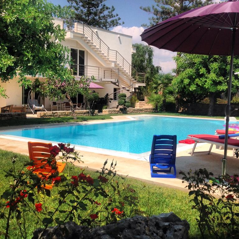 Il Giardino Dei Carrubi Villa Donnalucata  Dış mekan fotoğraf