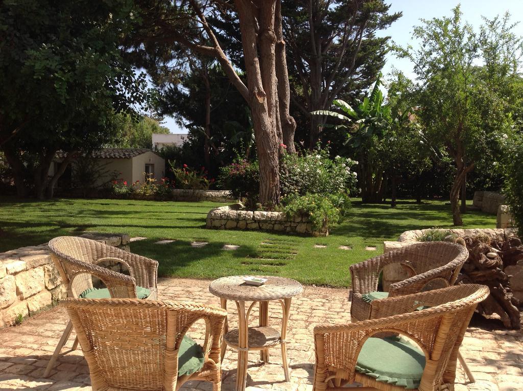 Il Giardino Dei Carrubi Villa Donnalucata  Dış mekan fotoğraf
